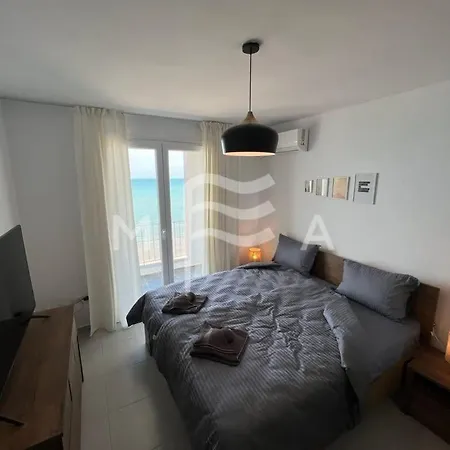 Essential 516 * Durrës
