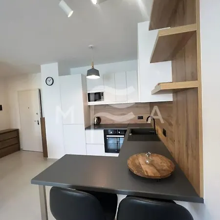 아파트 Essential 516 Durrës